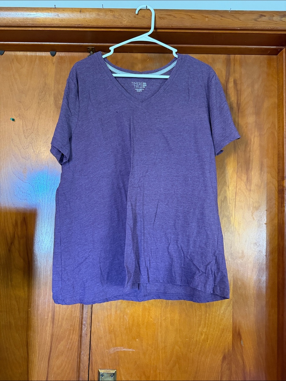 Time and Tru Purple V-Neck Short Sleeve Tee